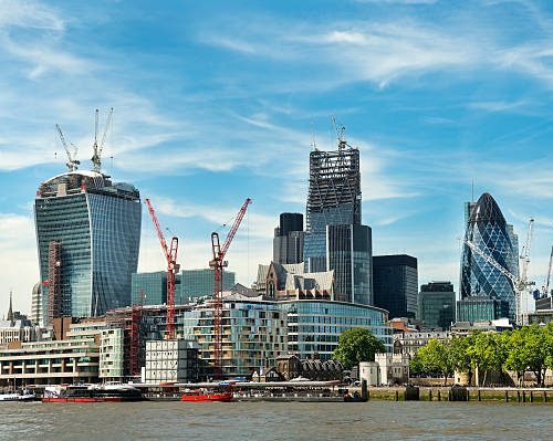<strong>Efficient Construction Cost Planning And Estimating: Navigating The RIBA Stages</strong>